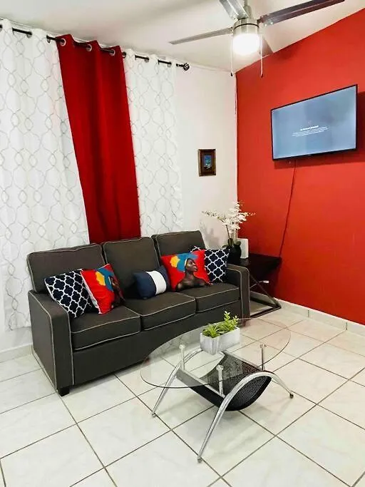 Beautiful 2 Bedrooms Aparment Pr. location